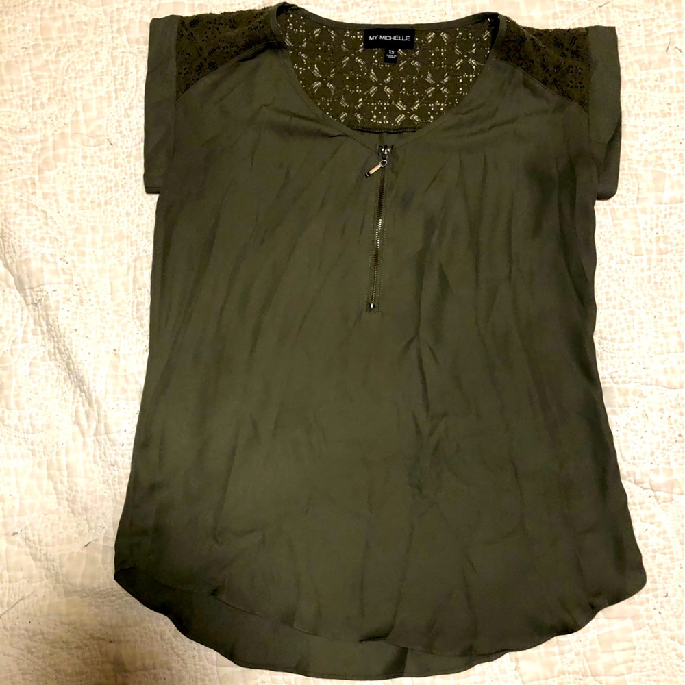 My Michelle XS top